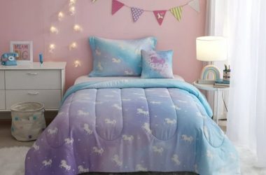 Cute! Glow in the Dark Unicorn Comforter + String Lights Just $12.45 (Reg. $23)!